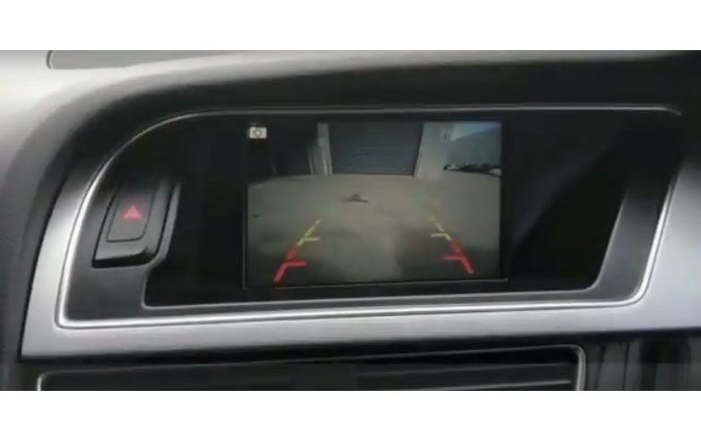 Audi-reversing-camera-integration-to-factory-colour-screen